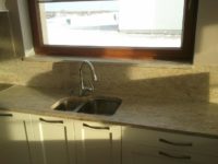 Parapety i blaty z kamienia